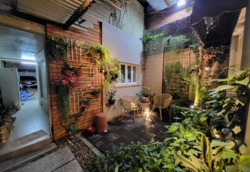 BÁN NHÀ GÓC 2 MẶT TIỀN ĐƯỜNG LÊ VĂN LƯƠNG Q7