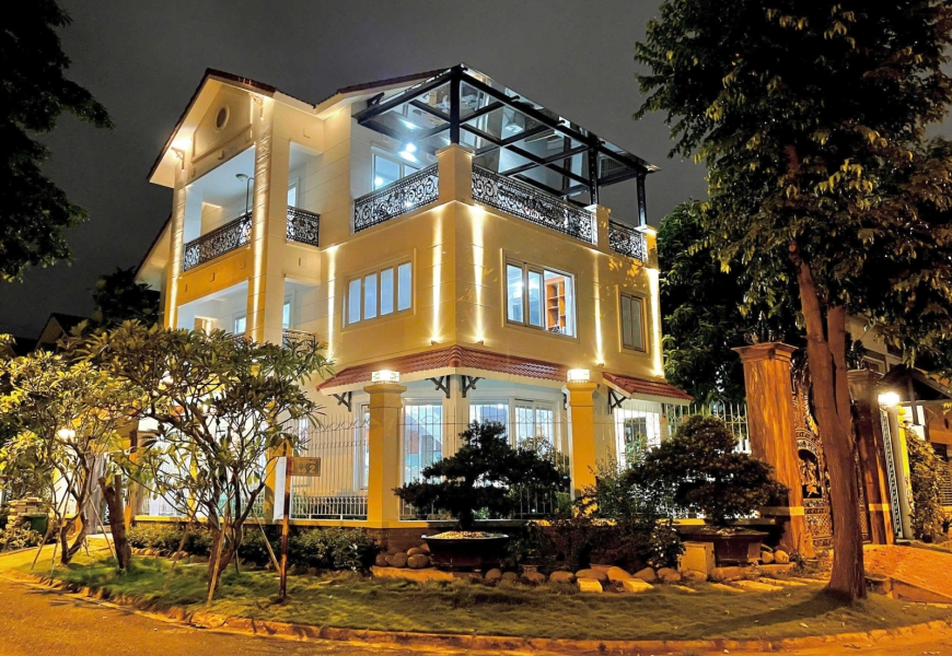 Giảm 10 tỷ..Giá mới 48 tỷ BIỆT THỰ ĐƠN LẬP COMPOUND NAM PHÚ Q.7 LÔ GÓC 2 MẶT TIỀN – VIEW SÔNG – BẾN DU THUYỀN