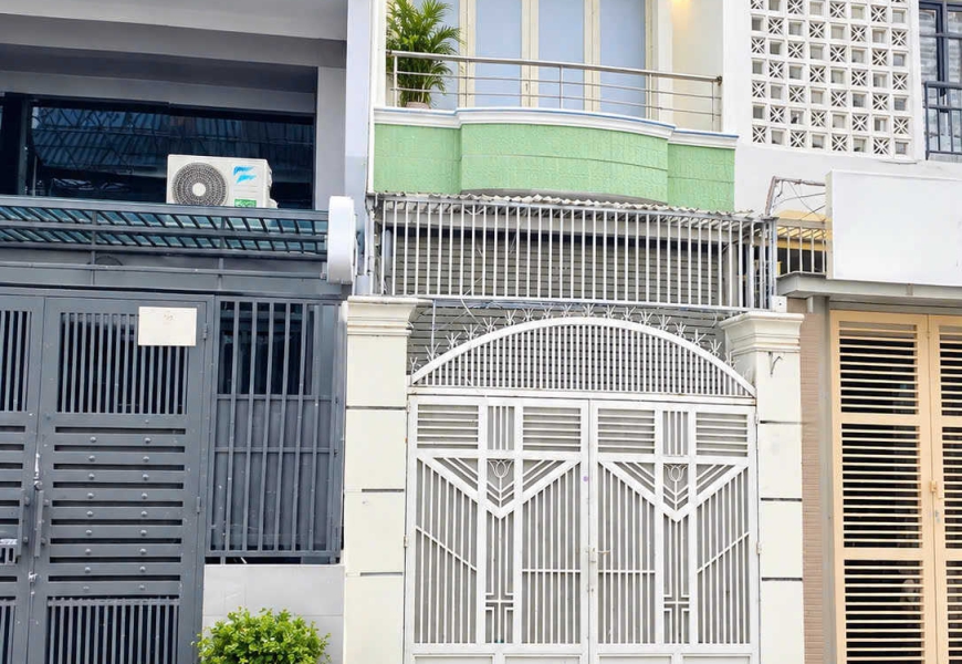CHO THUÊ QUẬN 7 - NHÀ HẺM THÔNG QUA HIM LAM  - MẶT TIỀN KINH DOANH - HẺM XE HƠI 