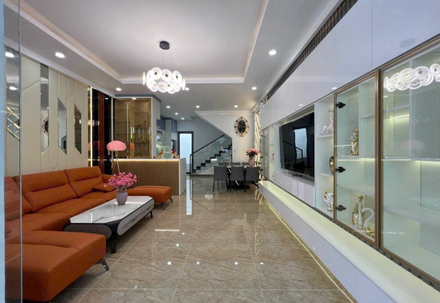 CHO THUÊ NHÀ ĐẸP ĐƯỜNG XE HƠI KDC HOÀNG QUỐC VIỆT, PHÚ THUẬN, QUẬN 7 ( Cách PMH 5 Phút Xe Máy ) 