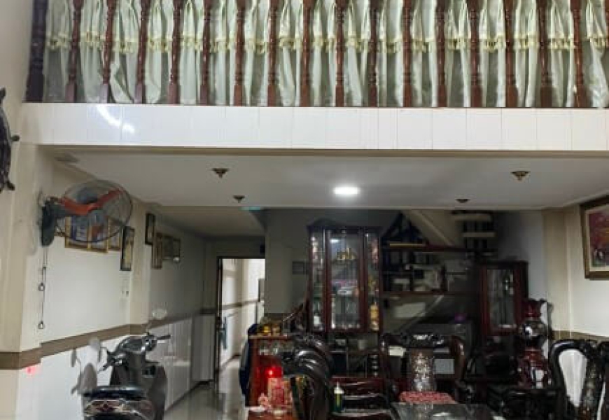 Đường kinh doanh đông.... Bán nhà 2 mặt tiền Lê Văn Lương, Phường Tân Hưng, Quận 7