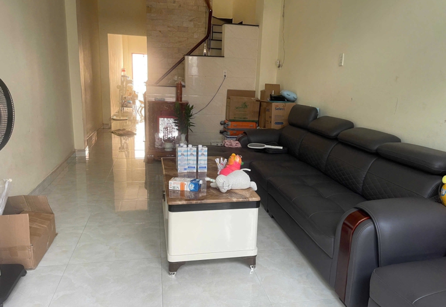 cho thuê nhà gần Coop mart HTP full nội thất cao cấp 2pn 2toilet