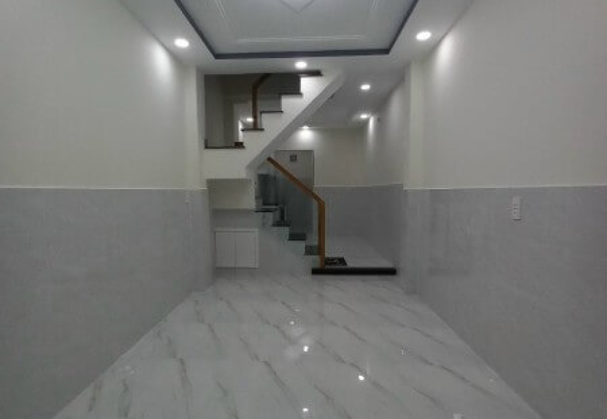 Bán gấp nhà hẻm 60 lâm văn bền, sau lưng trường THPT Nguyễn Hữu Thọ p Tân kiểng Quận 7