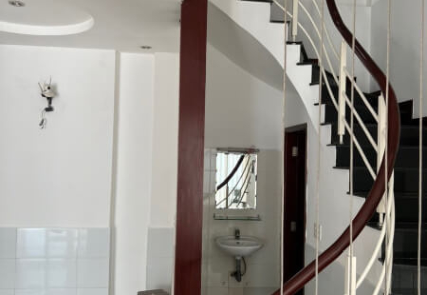Bán Nhà Hẻm Xe Hơi 1A Lý Phục Man. Bình Thuận.Q7 