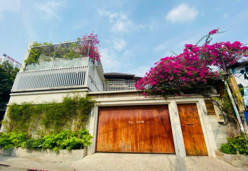BÁN BIỆT THỰ SÂN VƯỜN KHU VIP KIỀU ĐÀM P.TÂN HƯNG QUẬN 7