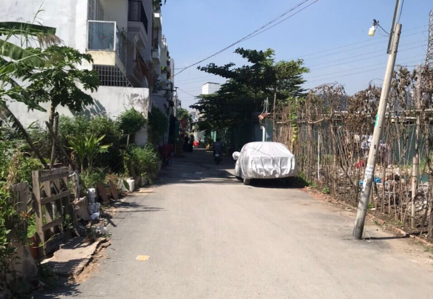 4,5 TỶ ĐẤT ĐẸP HẺM XE HƠI