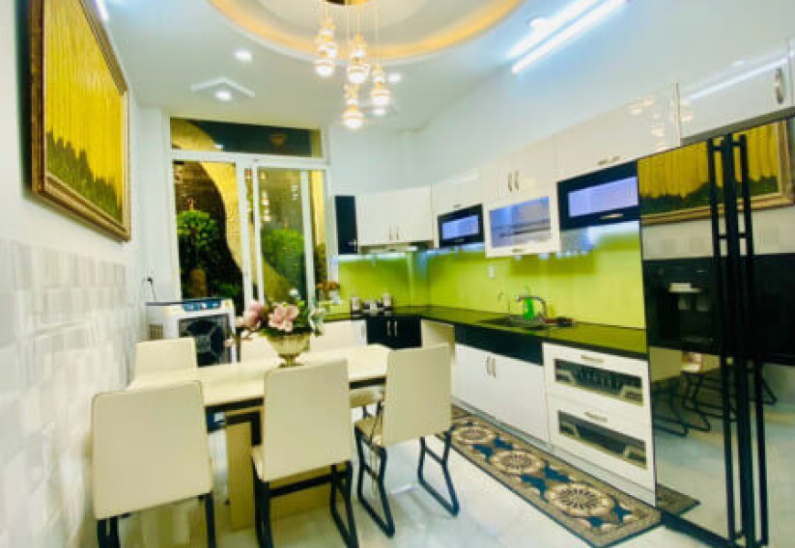 NHÀ MẶT TIỀN ĐƯỜNG SỐ KẾ LÂM VĂN BỀN, Q7