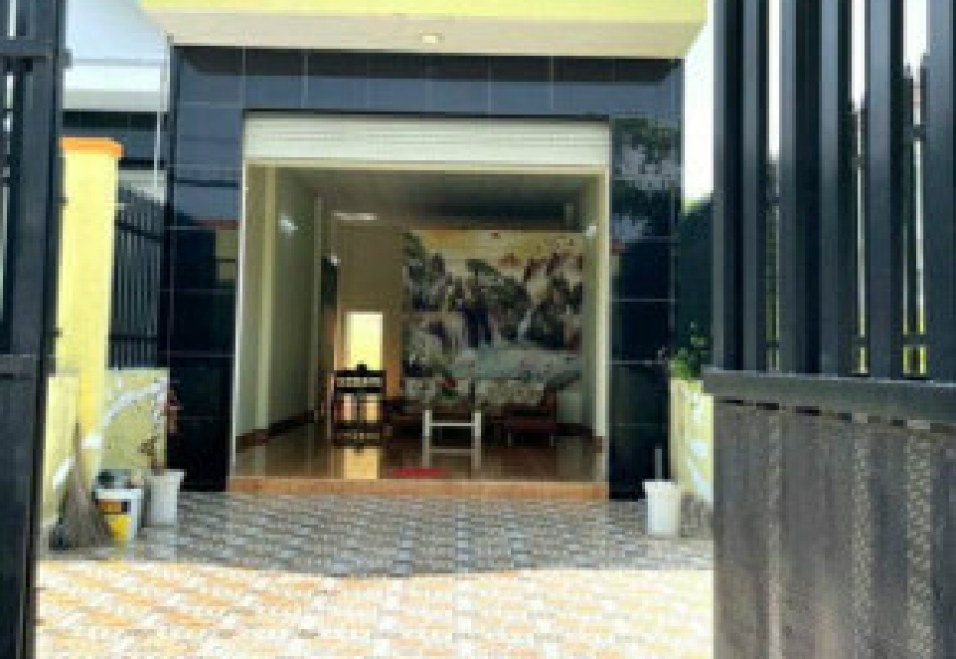 KẸT TIỀN NGÂN HÀNG CẦN BÁN NHÀ MẶT TIỀN 2528 Duong HUỲNH TẤN PHÁT, NHÀ BÈ