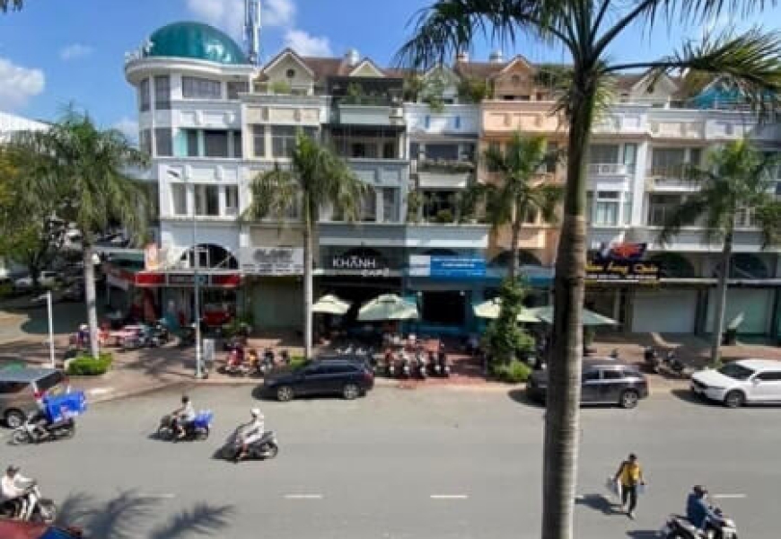 CHO THUÊ NHÀ NGUYÊN CĂN 10 PHÒNG - LÝ TƯỞNG CHO VĂN PHÒNG HOẶC CĂN HỘ DỊCH VỤ Ở QUẬN 7 - 55TRIỆU/THÁNG