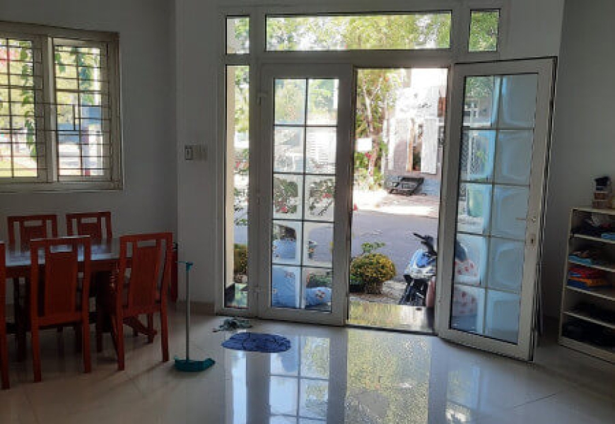 BÁN BIỆT THỰ GÓC 2MT KDC VEN SÔNG PHƯỜNG TÂN PHONG, QUẬN 7