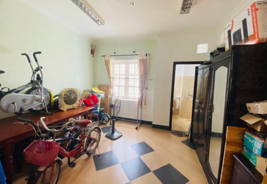 GẤP BÁN NHÀ MẶT TIỀN ĐƯƠNG SỐ P TÂN QUY, QUẬN 7 - 80M2, 3 TẦNG