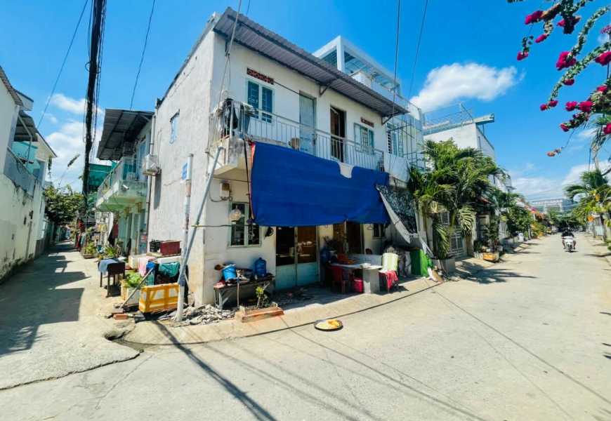 Bán đất Góc 2 mặt tiền hẻm xe hơi 6m tặng dãy trọ 5 căn 1 trệt 1 gác suốt thu nhập hơn 10tr/tháng -đường đào sư tích,nhà bè