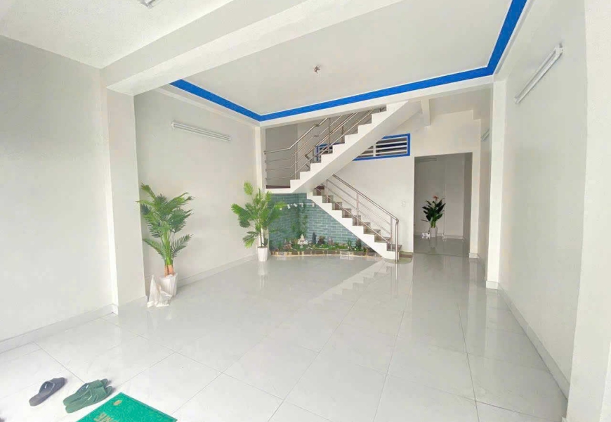 Cho thuê nhà mặt tiền nguyên căn đường Trần Xuân Soạn , phường Tân Hưng, quận 7