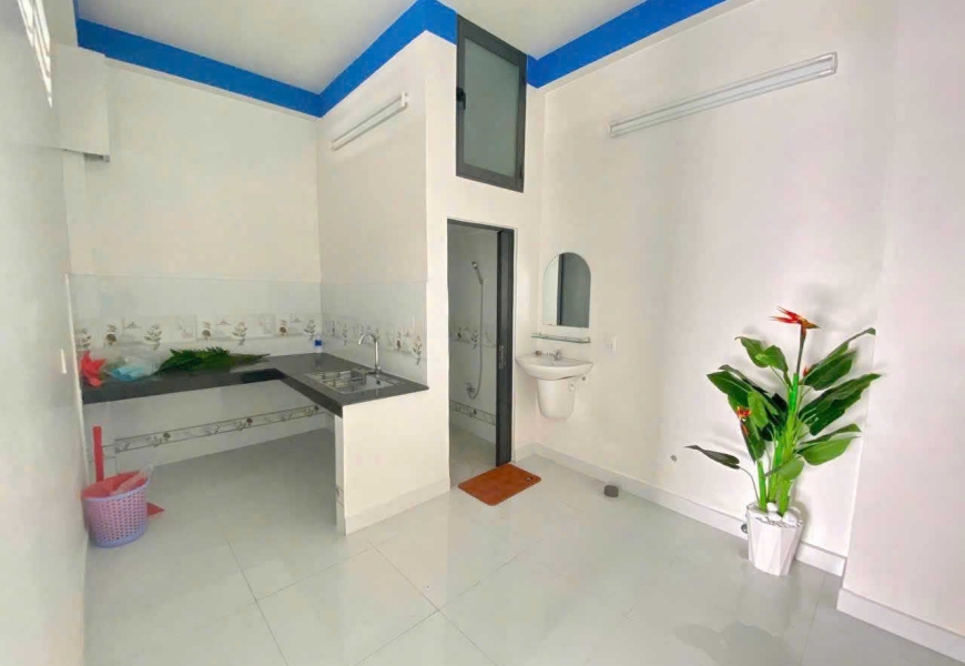 Cho thuê nhà mặt tiền nguyên căn đường Trần Xuân Soạn , phường Tân Hưng, quận 7