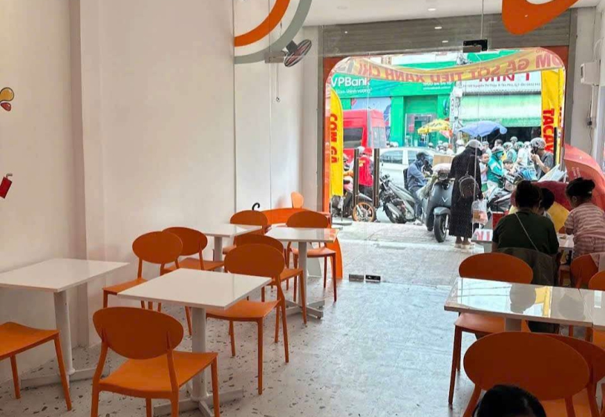 Cho Thuê Nhà Mặt Tiền Đường Nguyễn Thị Thập Quận 7, HCM