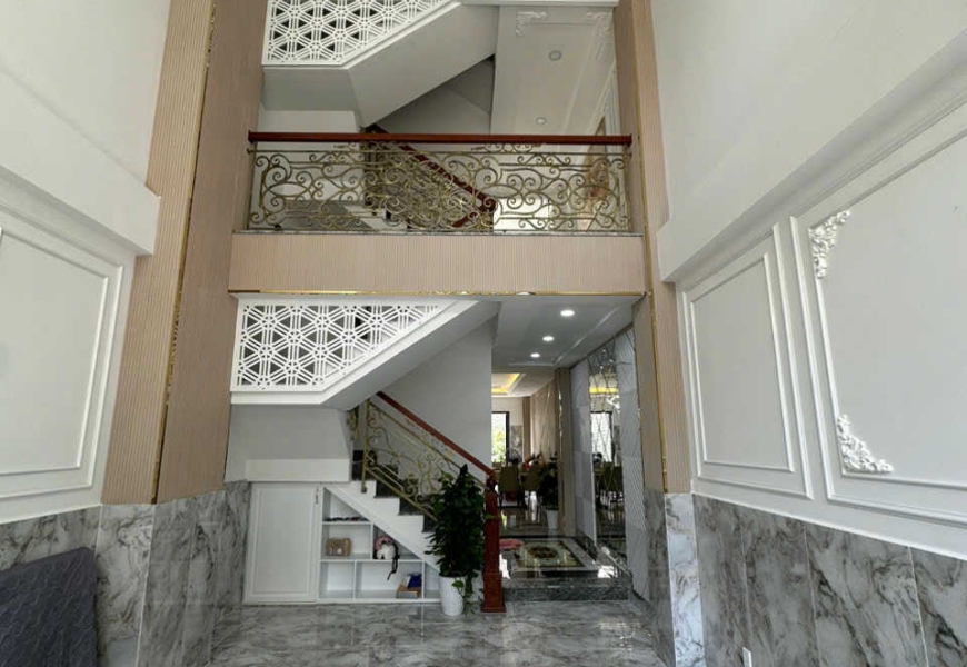 Bán Nhà Phố Đẹp Mặt Tiền Đường Số Tân Quy, Quận 7 sát Lâm Văn Bền