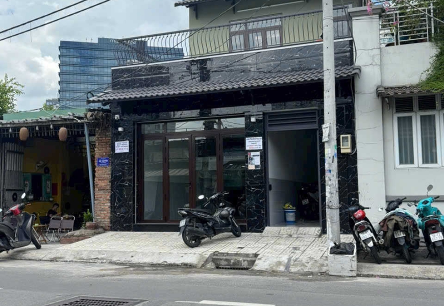Bán nhà MT lê văn lương, P.tân phong, Quận7 vị trí sát bên trường đại học tôn Đức thắng & RMIT. 