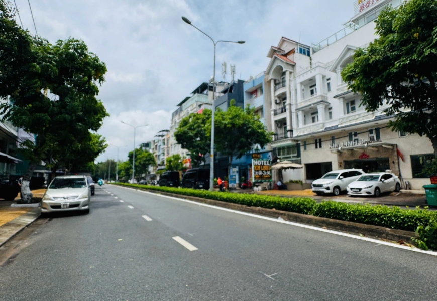 0909227199 Bán nhà ngay mặt tiền đường lớn số 8 Trung Sơn, liền kề Himlam Q7 , Nguyễn Văn Cừ, quận 5