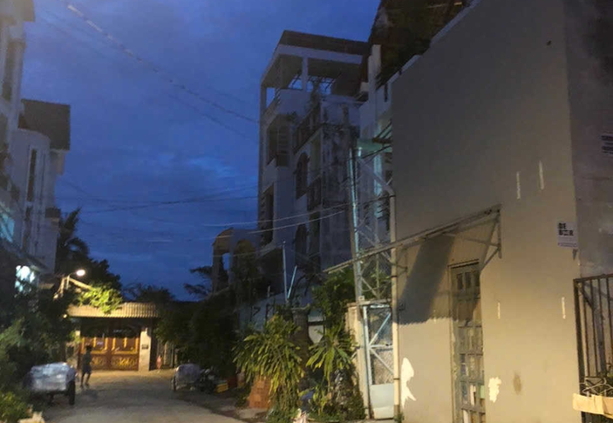 Dãy nhà trọ HXH Nguyễn Văn Linh Q7