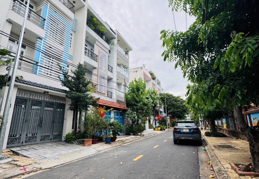 0909227199 Bán nhà riêng mặt tiền đường số khu dân cư cao cấp Trung Sơn , gần cầu him lam Lotte Q7 