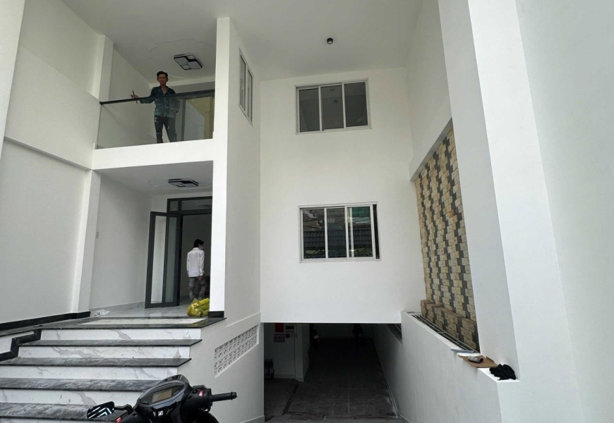 BÁN NHÀ CHDV MẶT TIỀN ĐƯỜNG SỐ PHƯỜNG TÂN QUY, QUẬN7 Có sẵn hợp đồng thuê 80tr/tháng 5năm