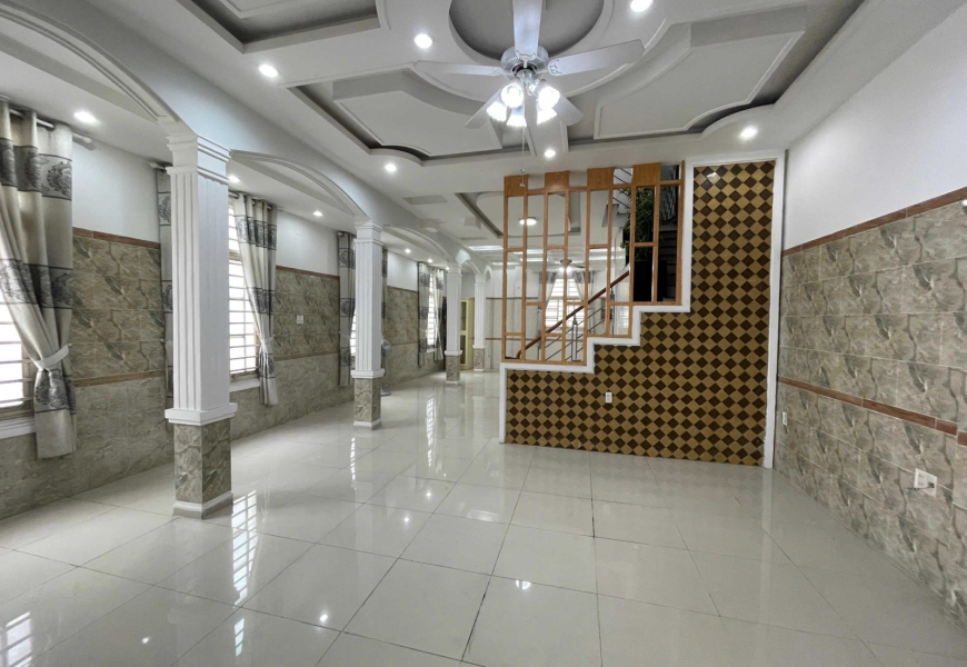 0914020039 EM DUNG Cho thuê nhà mặt tiền hẻm 30 Lâm Văn Bền P.Tân Kiểng Quận 7