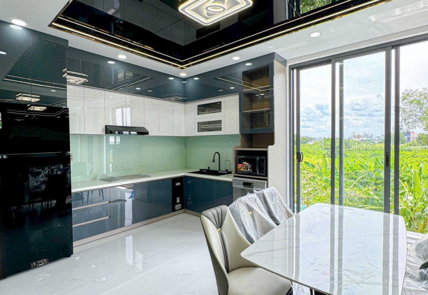 Bán Nhà Phố Hiện Đại KDC Hoàng Quốc Việt, Quận 7 - Có Thang Máy - Cạnh Phú Mỹ Hưng