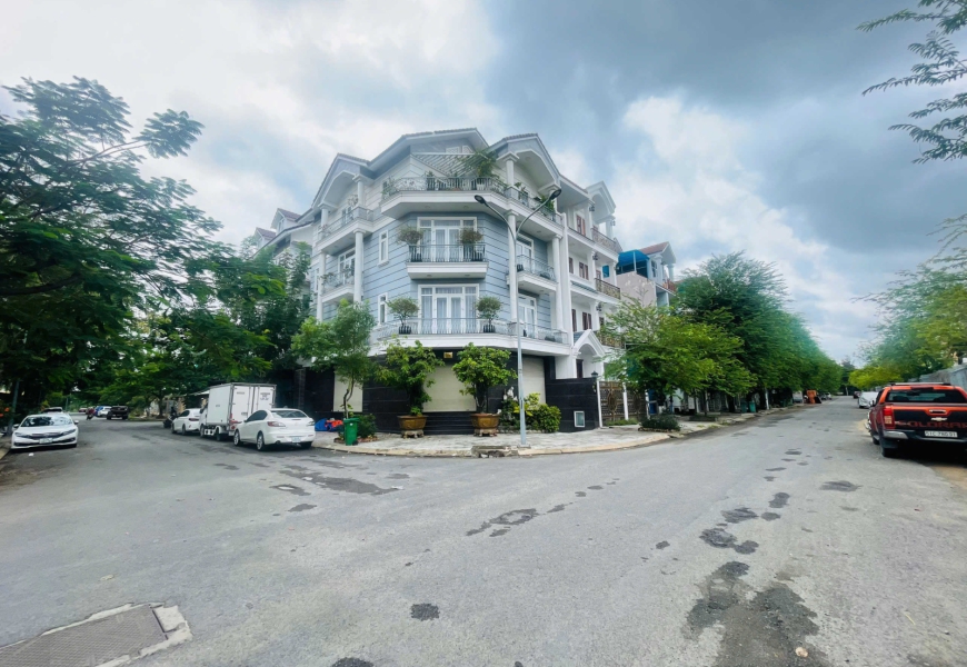 Tiếp tục giảm giá..còn 35 tỷ Bán biệt thự Góc 2MT khu Sadeco ven sông Tân Phong,bảo vệ 24/7