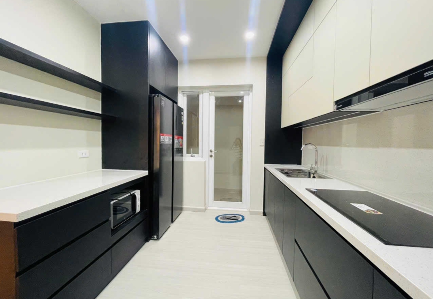 Căn hộ mới sáng bóng,  Green View Phú Mỹ hưng view biệt thự hướng Đông, full nội thất mới