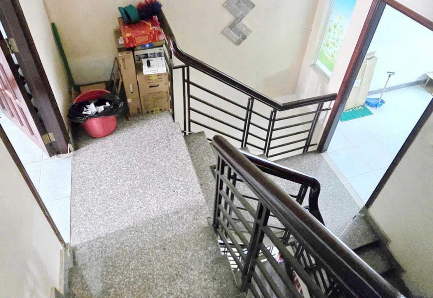 Bán nhà 3 TẦNG ĐS P. TÂN QUY Q7  sát Nguyễn thị thập. 