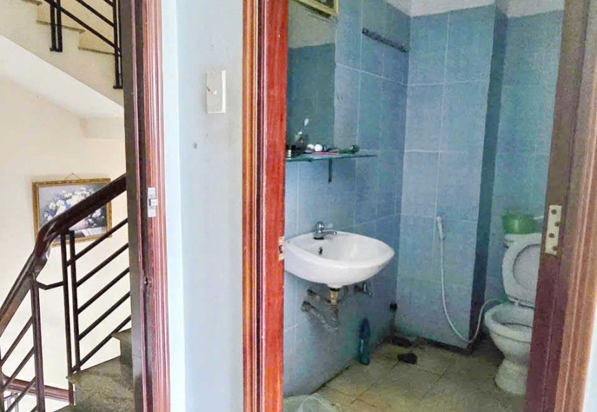 Bán nhà 3 TẦNG ĐS P. TÂN QUY Q7  sát Nguyễn thị thập. 