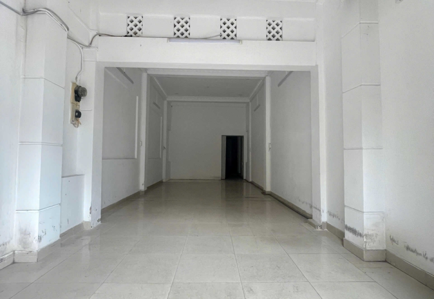 Cho thuê nhà nguyên căn mặt tiền đường số 39 p.tân quy, Q7