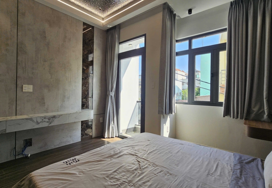 0914020039 em dung BÁN NHÀ PHỐ FULL NỘI THẤT, GỒM 4 PHÒNG NGỦ, 5 WC.  HẺM 36 PHẠM HỮU LẦU, QUẬN 7