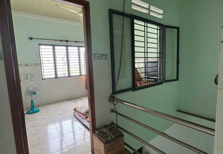 Sản phẩm mới HOT Nhà MT đường số 37 p.Tân quy cũ vị trí đẹp