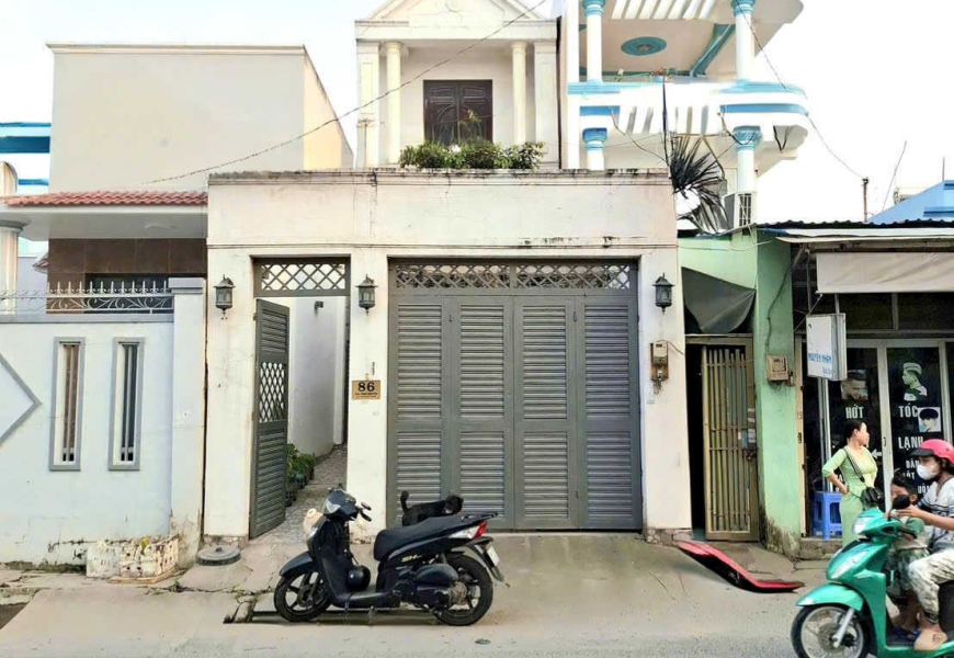 Bán nhà mặt tiền 86 đào tông nguyên nhà bè