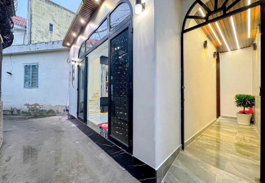 BÁN NHÀ ĐẸP SỔ HỒNG RIÊNG HẺM 1834 LÔ NHÌ CÁCH HUỲNH TẤN PHÁT - 10M