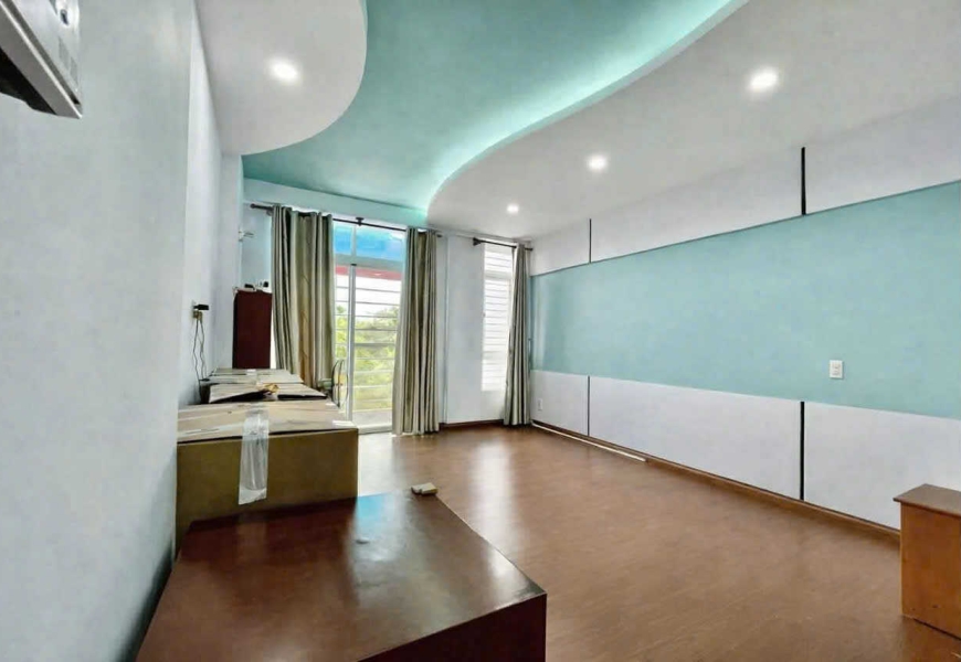 Cho Thuê Nhà Nguyễn Căn 1 Hầm 1 Trệt 3 Lầu Sân Thượng, Giá 30 Triệu 1 Tháng