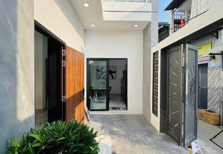 NHÀ MỚI 2 TẦNG – FULL NỘI THẤT  167 Phạm Hữu Lầu, P. Tân Mỹ, Quận 7