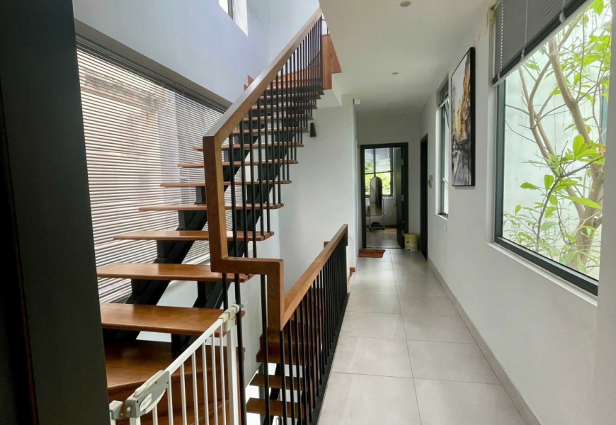 BÁN BIỆT THỰ QUẬN 7 BIỆT THỰ SÂN VƯỜN MẶT TIỀN HẺM CHUYÊN DÙNG 9 