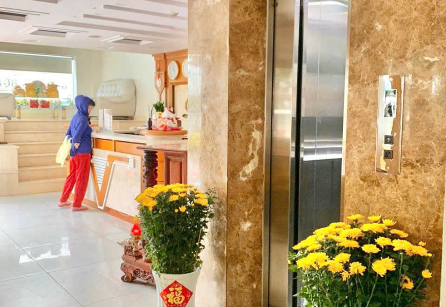 Gấp gấp giảm 5tỷ bán nhanh 42tỷ  BÁN KHÁCH SẠN DIAMOND HOTEL vị trí sát Nguyễn thị thập  P. Tân Hưng ( Q7 cũ ). 