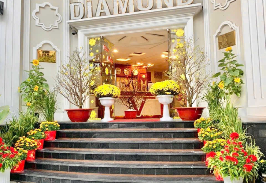 Gấp gấp giảm 5tỷ bán nhanh 42tỷ  BÁN KHÁCH SẠN DIAMOND HOTEL vị trí sát Nguyễn thị thập  P. Tân Hưng ( Q7 cũ ). 