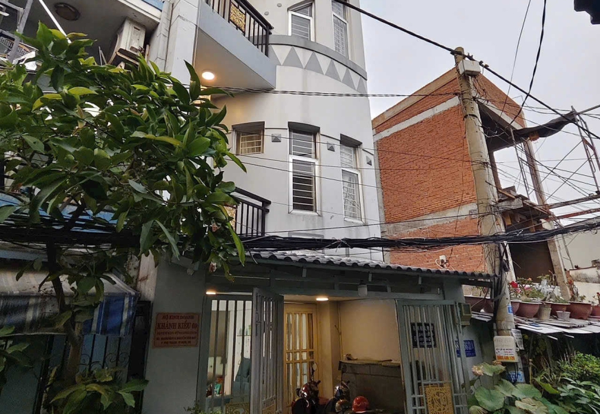 GIÁ :4TỶ990 TL CHÍNH CHỦ  RẺ NHẤT THỊ TRƯỜNG - GIÁ CỰC  CHÍNH CHỦ CẦN BÁN NHÀ SỔ HỒNG RIÊNG 88/89/36/ - ĐƯỜNG NGUYỄN VĂN QUỲ - PHÚ THUẬN- QUẬN 7