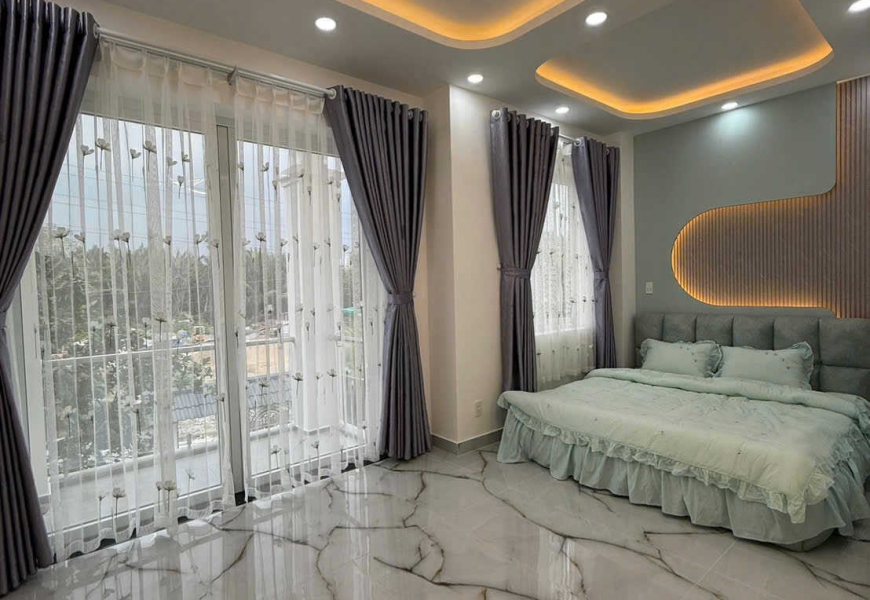 Bán nhà biệt thự Lê Văn lương Phước kiểng nhà bè 