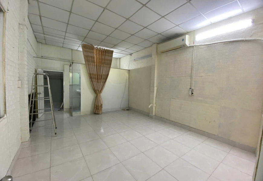 CHO THUÊ/BÁN NHÀ NGUYÊN CĂN QUẬN 7 – VỊ TRÍ ĐẮC ĐỊA – GIÁ CỰC TỐT! Địa chỉ:  Lê Văn Lương, Phường Tân Phong, Quận 7