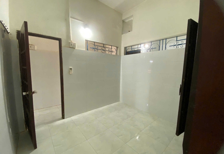 CHO THUÊ/BÁN NHÀ NGUYÊN CĂN QUẬN 7 – VỊ TRÍ ĐẮC ĐỊA – GIÁ CỰC TỐT! Địa chỉ:  Lê Văn Lương, Phường Tân Phong, Quận 7
