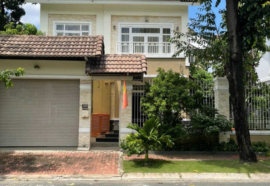 0914020039 EM DUNG Bán Biệt thự view sông khu Biệt thư Nam Phú Nam Long Quận 7 ( Trần Trọng cung đi vào) 