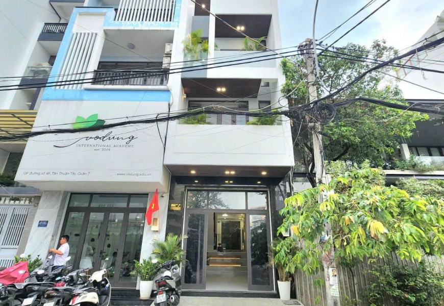 Nhà Đẹp Khu CƯ XÁ NGÂN HÀNG Quận 7 - số 26A Đường 4F gần Đường Lâm Văn Bền