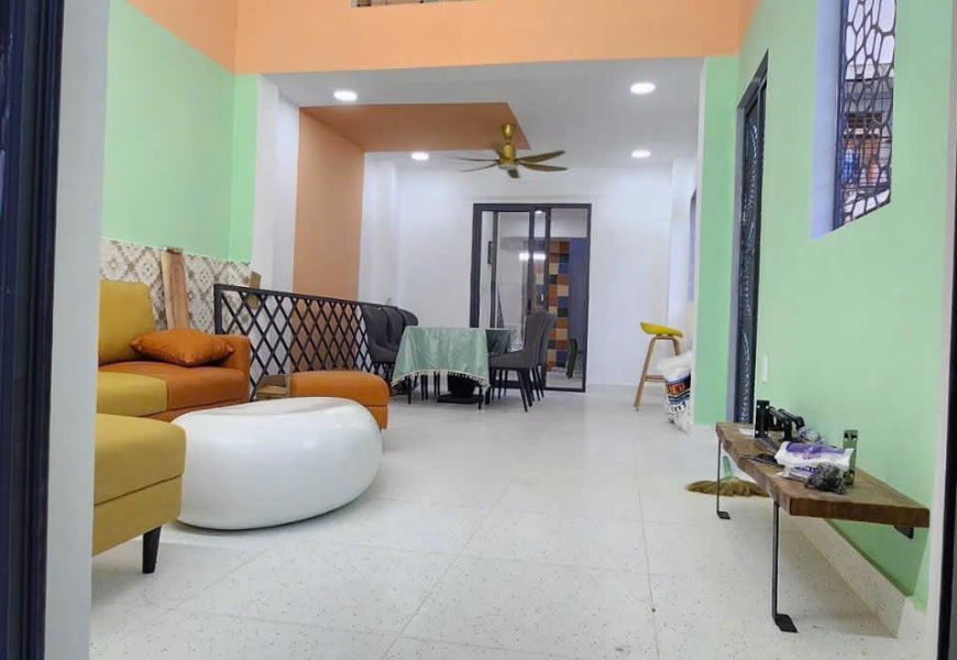 BÁN NHÀ CĂN GỐC ĐẸP 1147/ HUỲNH TẤN PHÁT, PHÚ THUẬN Q7