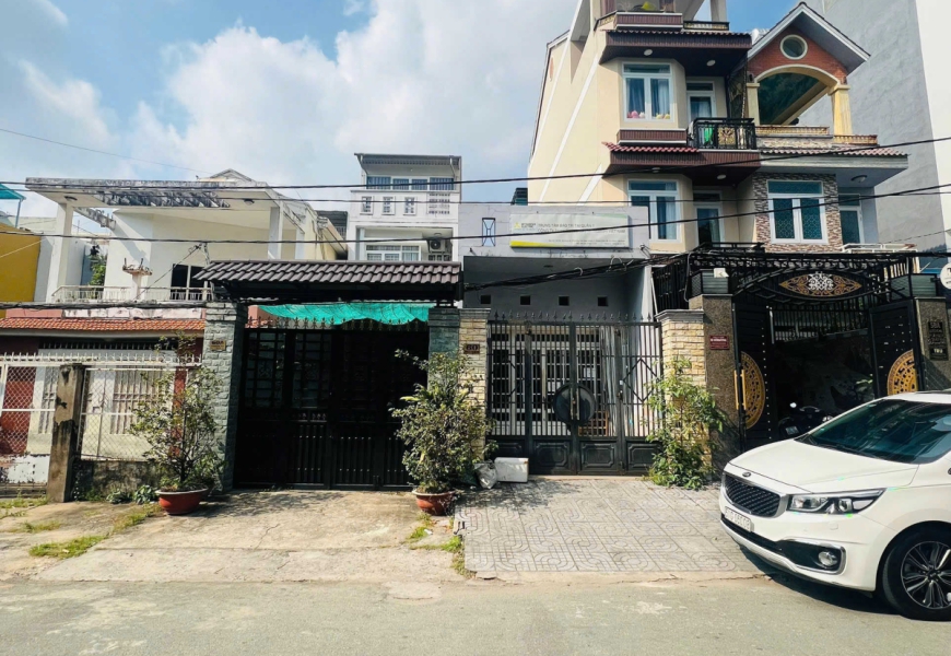 Nhà Cấp 4 Mặt Tiền Đường Số kế Lâm Văn Bền Q.7