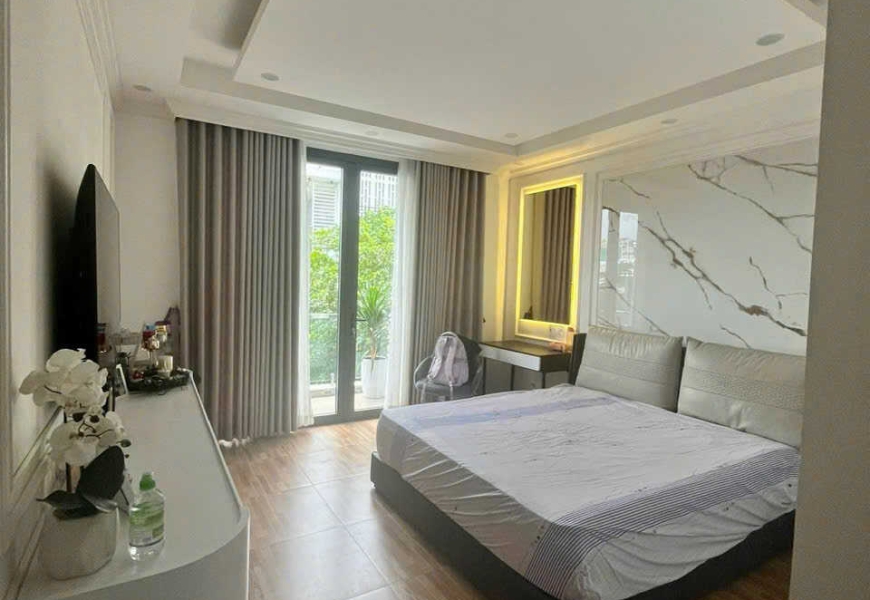 Cho Thuê Nhà Đẹp,nguyên căn,Full nội thất Mặt tiền đường số, Tân Hưng 
